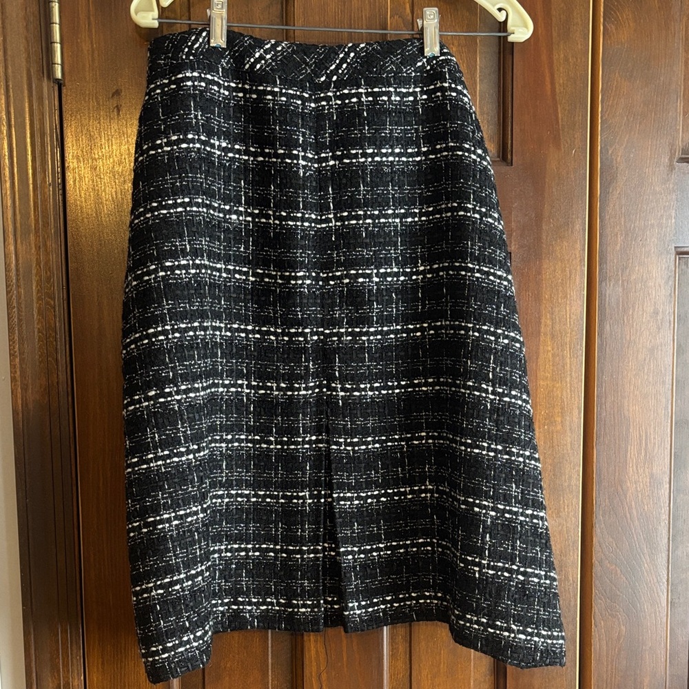 Jones New York Black and White Tweed A-Line Skirt